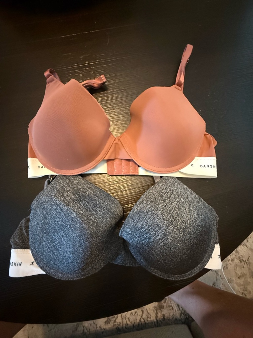 2 Pack Danskin Intimates Bras 34C Underwire T-Shirt Bras mauve Blush Gray